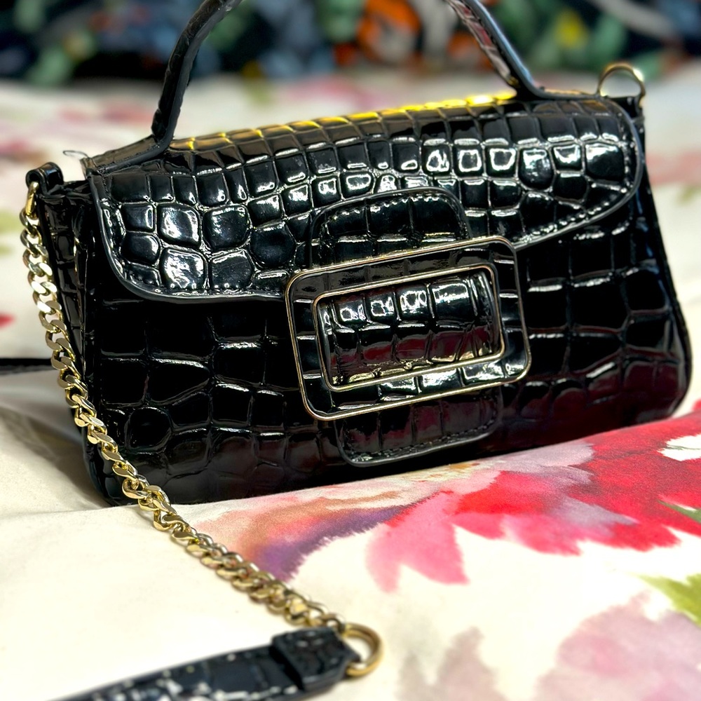 Zara Crossbody Bag♣️